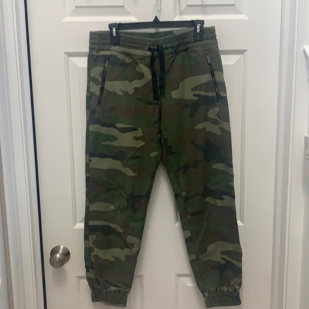 TNA Aritzia camo joggers